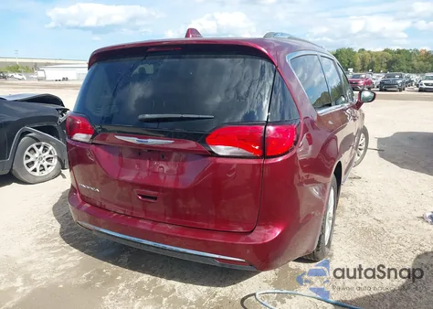 2018 Chrysler Pacifica Touring L Plus z USA, uszkodzony, nr VIN 2C4RC1EG6JR353750